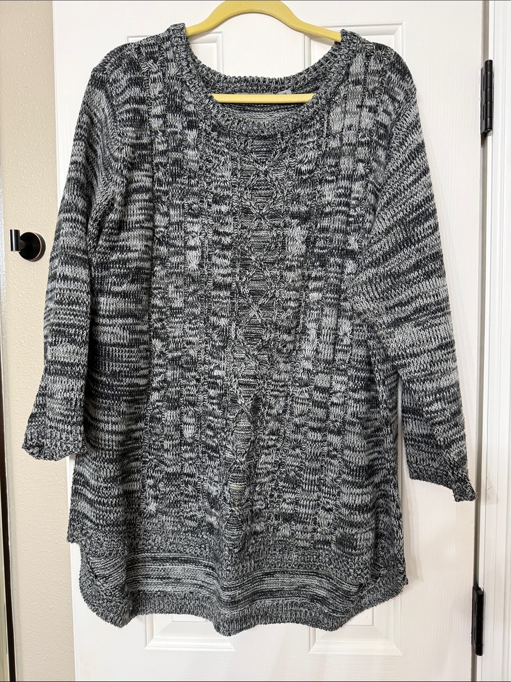 jason maxwell Gray & Black Marled Cable Knit Scoop Neck Sweater